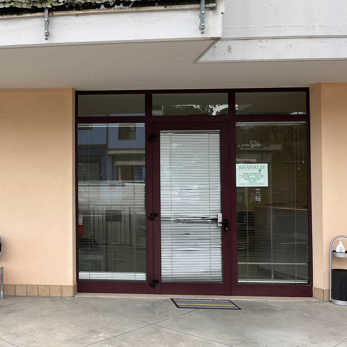 img-2 Laboratorio di analisi chimico – cliniche